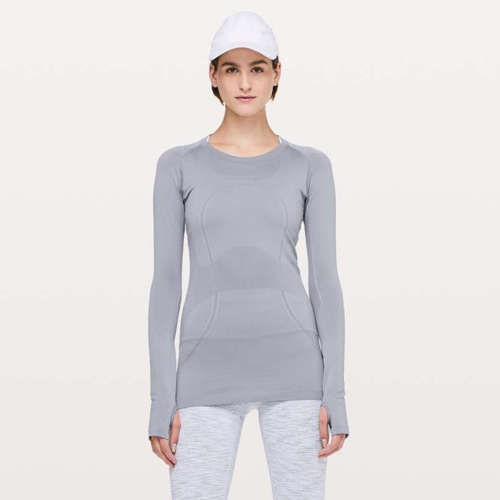 Lululemon Swiftly Tech Long Sleeve 2.0 in Lilac/Stone - size XS (2 or 4)